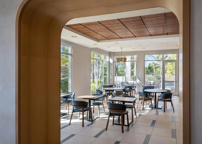 Hyatt Place Fort Myers Estero - Newly Renovated